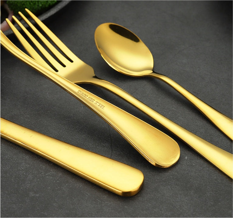 High-End Tableware (24 Piece Set)